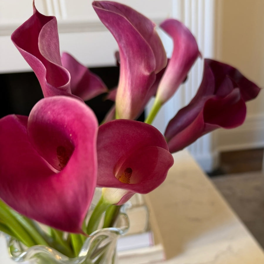 Floral Post bouquet with calla lilies