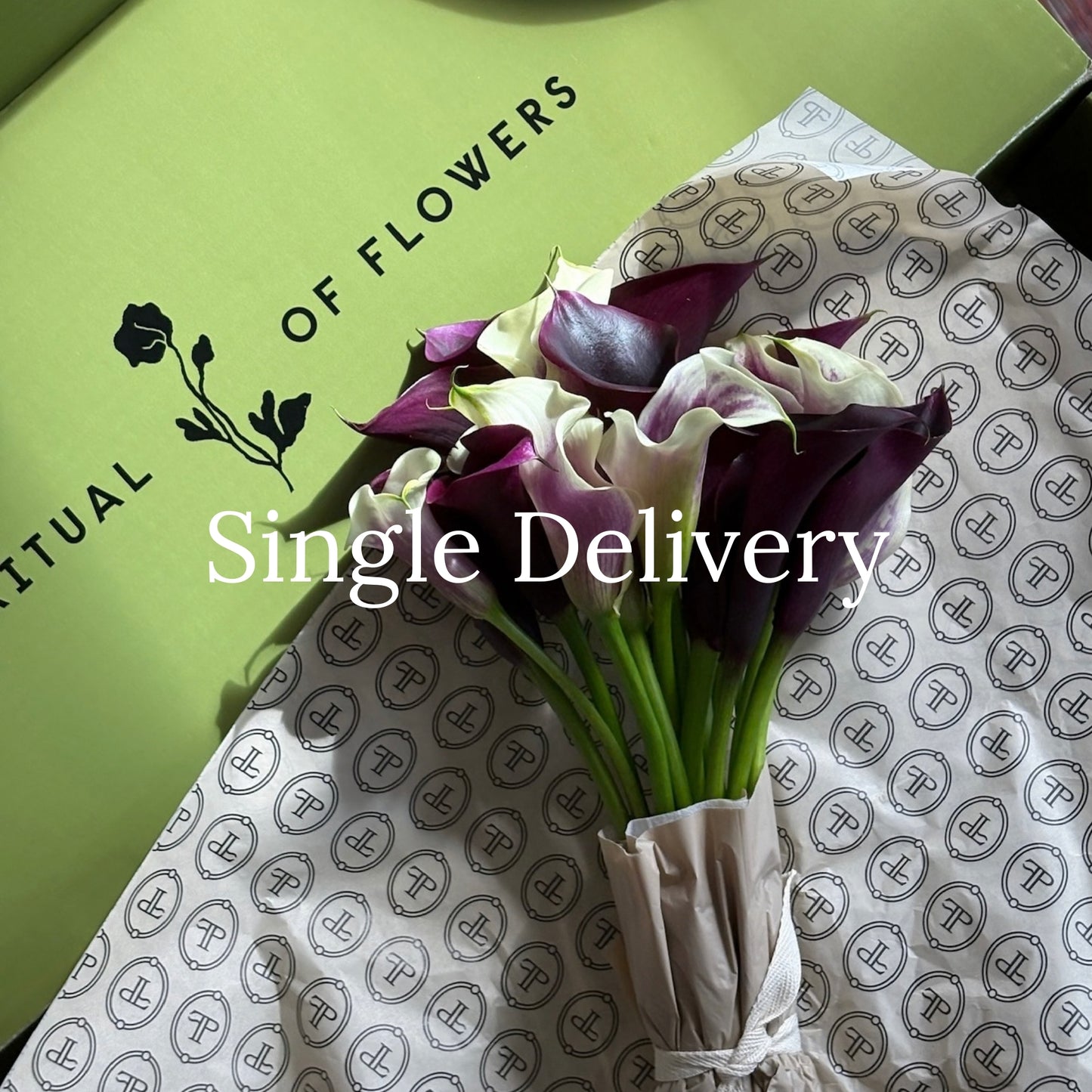 Floral Post Classic Gift Box with seasonal flowers